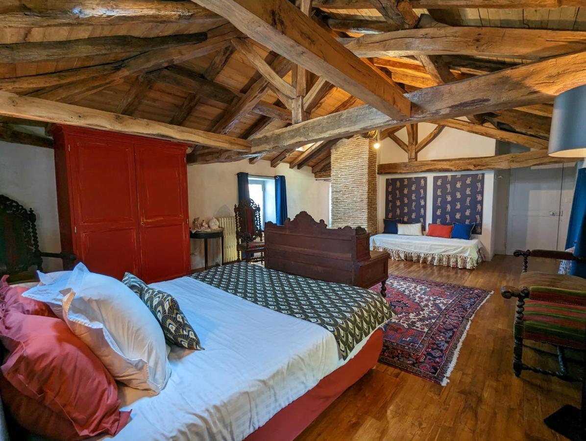 Chateau De Lavaud Montbron Eksteriør bilde
