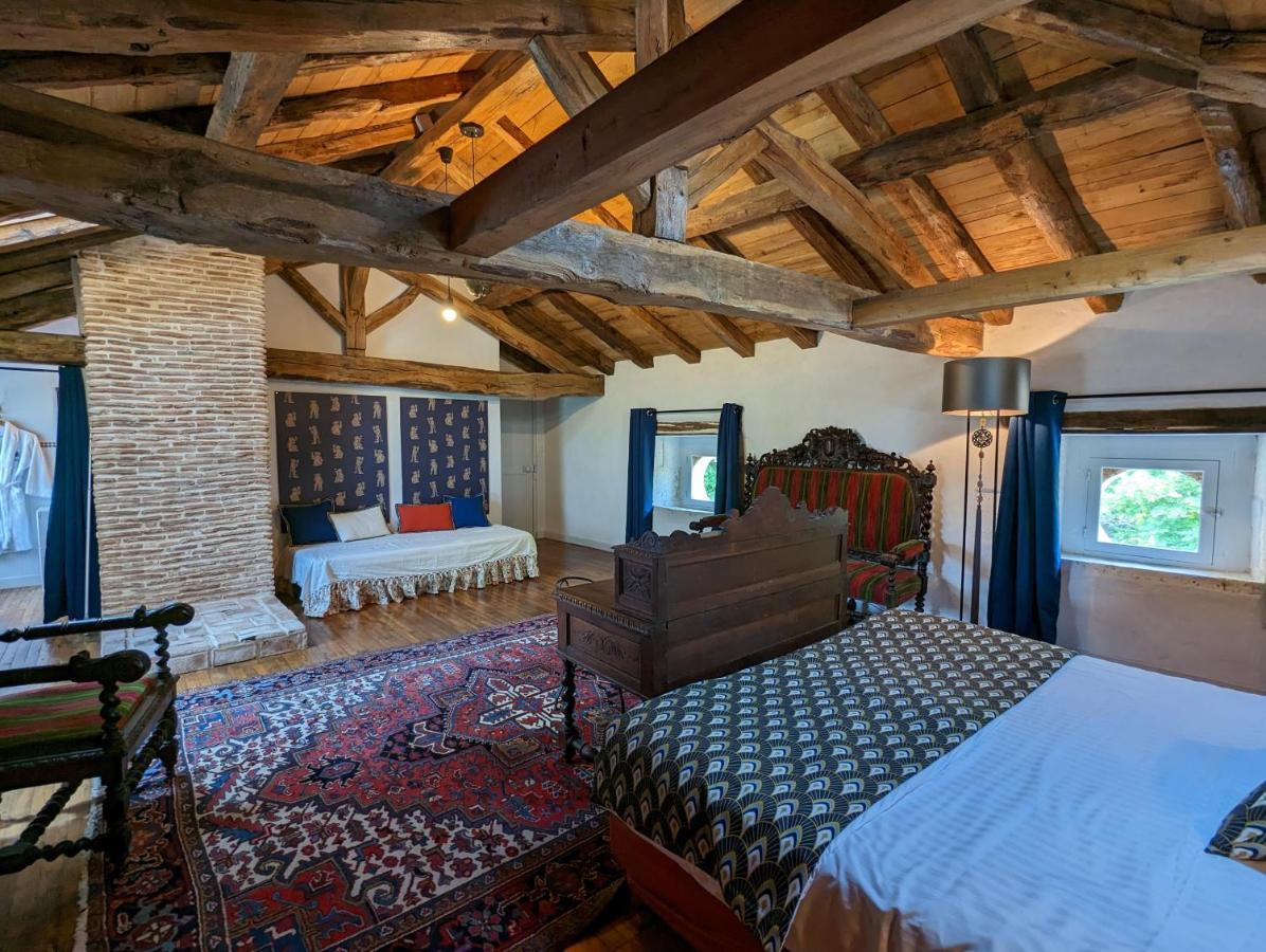Chateau De Lavaud Montbron Eksteriør bilde